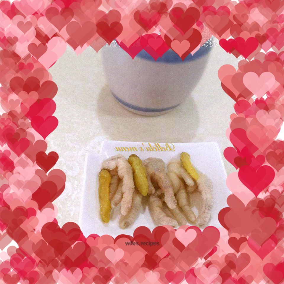 Pickled pepper chicken feet