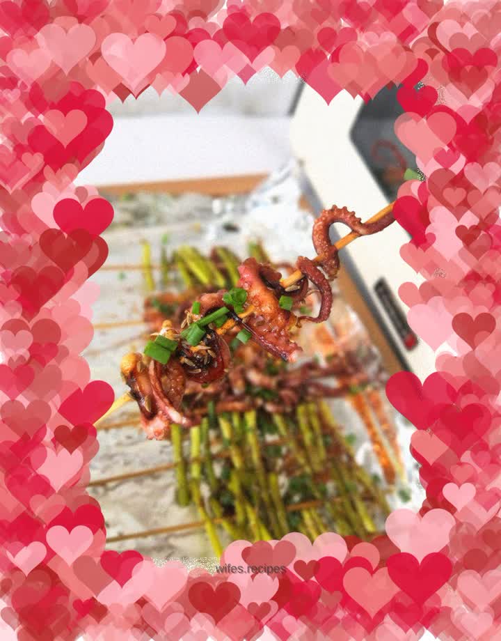 Grilled squid tentacles