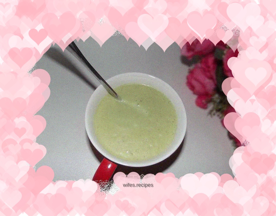 Avocado and strawberry milkshake