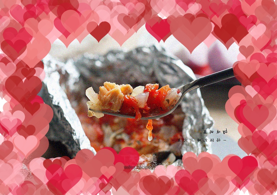 【Grilled salmon wrapped in tin foil】