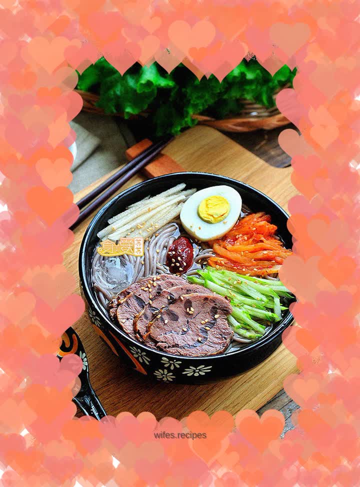 In the hot summer, I love the cold chewy cold noodles - the soup is the soul