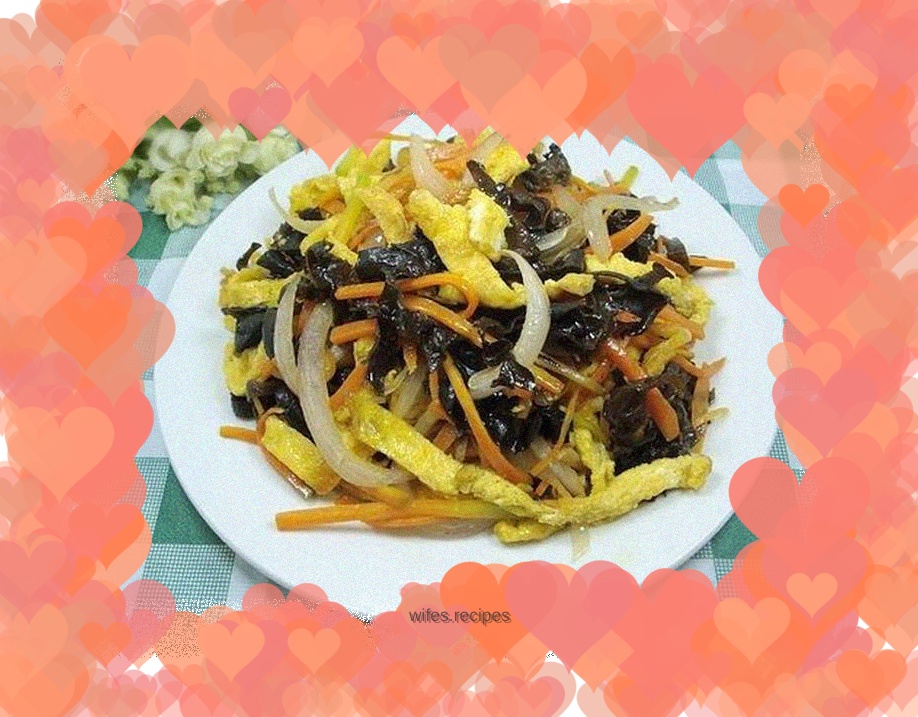 Home-cooked side dishes - three shredded scrambled eggs