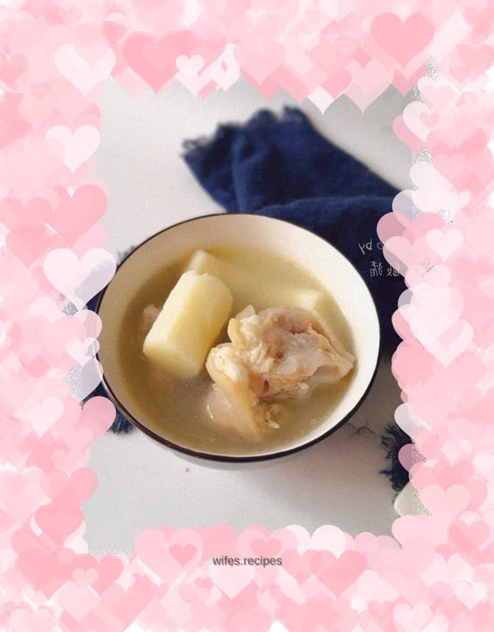 Braised pork trotters with yam