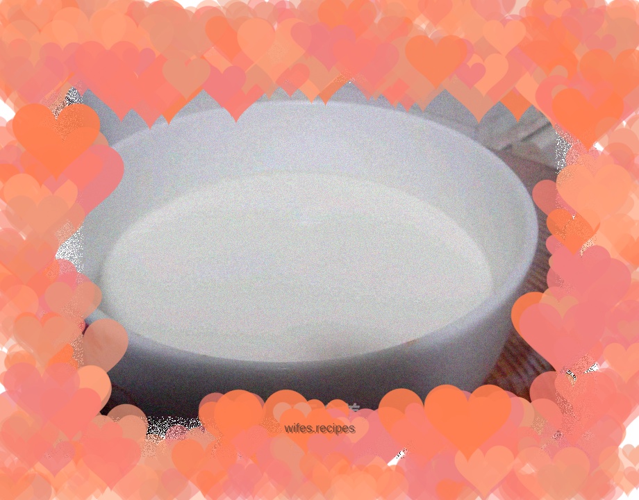 Milk stewed eggs