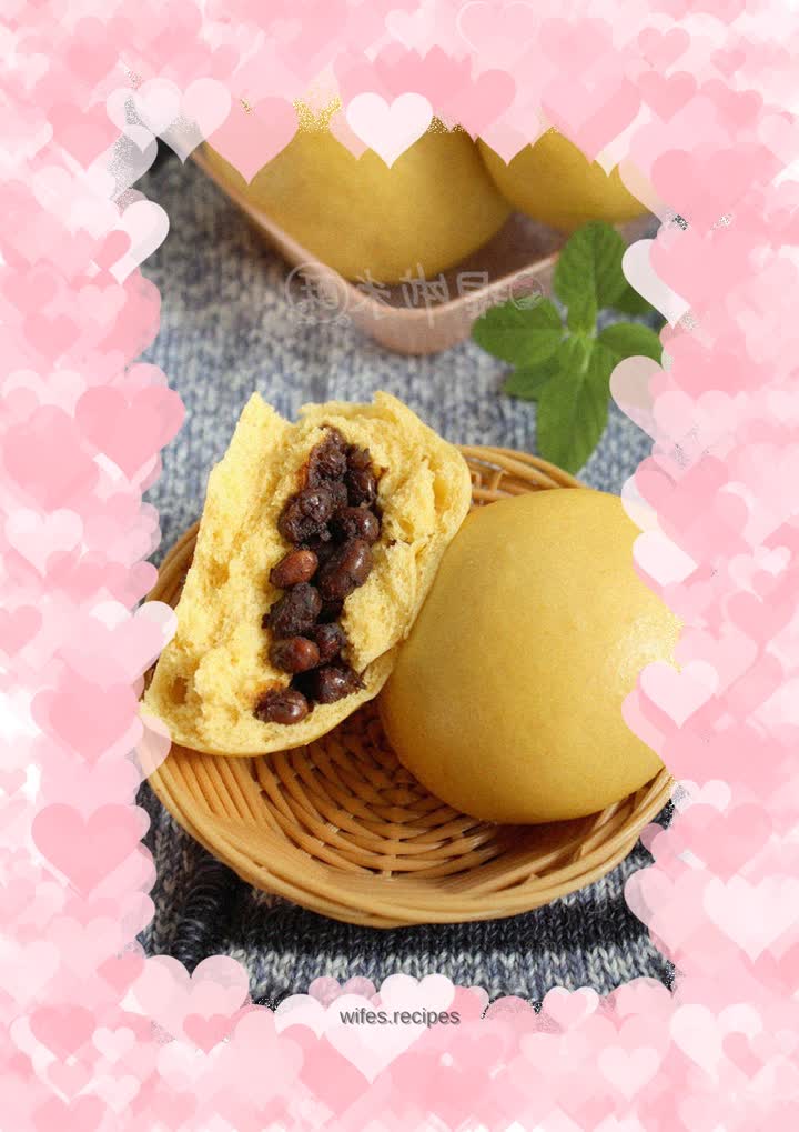 Protect your baby’s bright eyes - carrot and honey bean buns