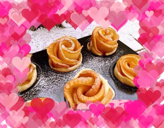 Rose Apple Pie