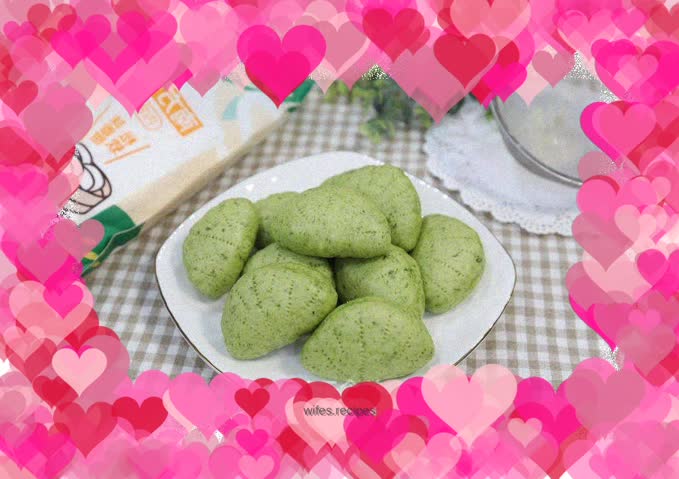 Spinach and Lotus Leaves