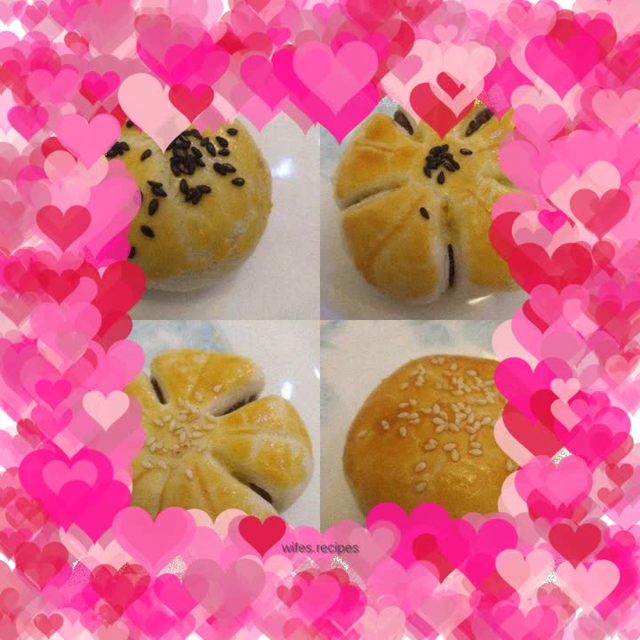 Bean paste and egg yolk cake