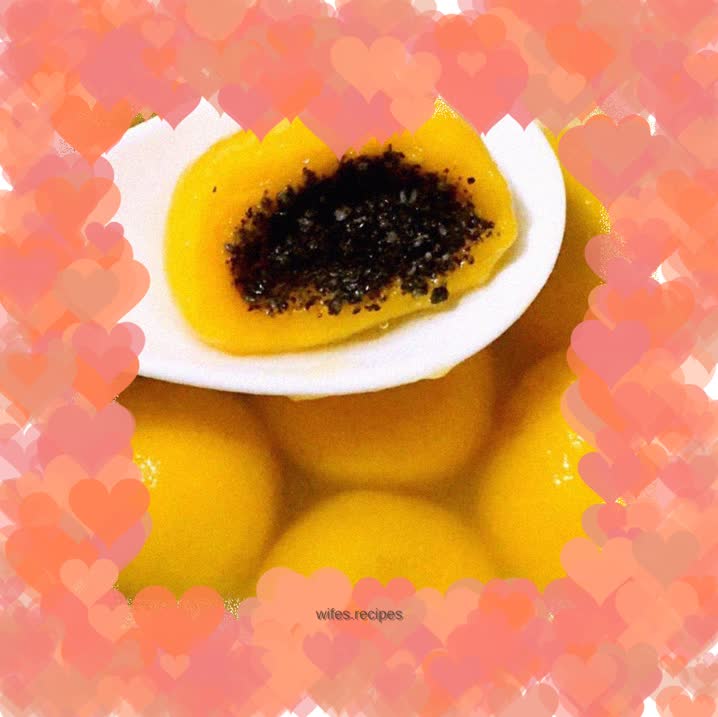 Black sesame pumpkin glutinous rice balls