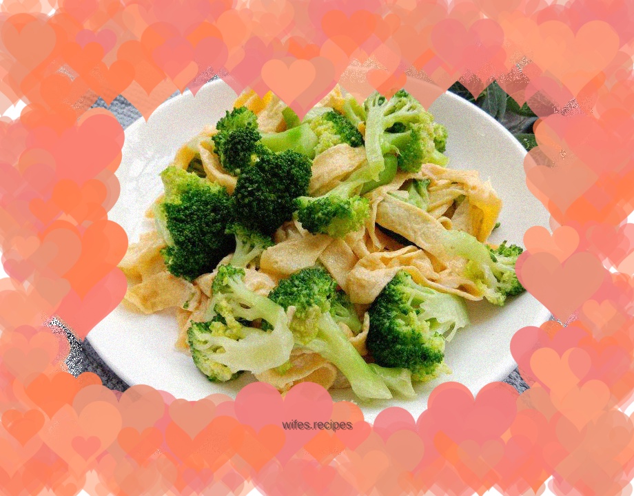 Broccoli scrambled egg skin