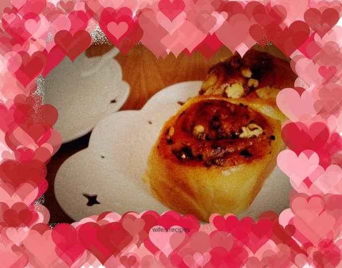 Honey Walnut Cinnamon Rolls