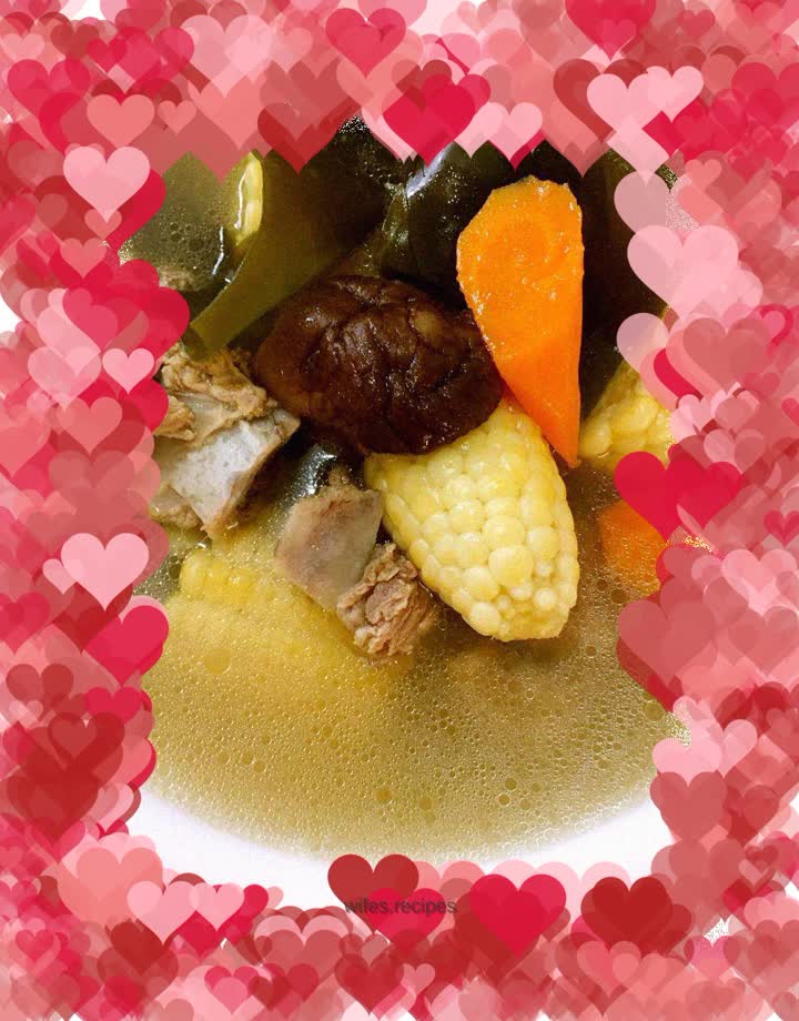 Seasonal vegetable and pork bone soup