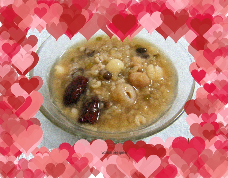 Red dates, lotus seeds and eight-treasure porridge