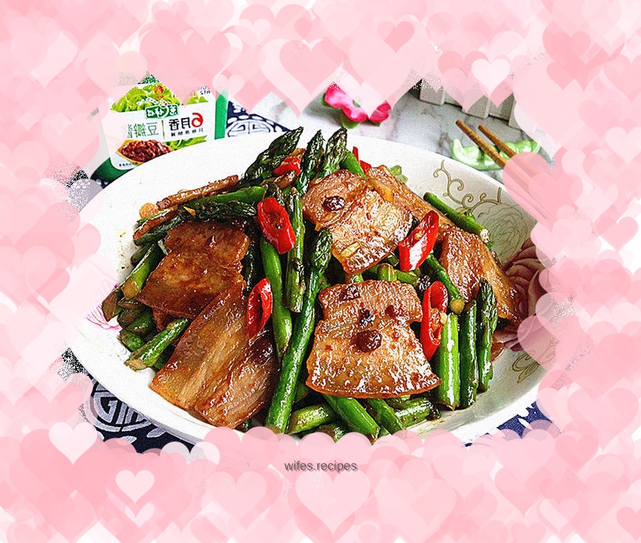 Stir-fried bacon with asparagus and bean paste