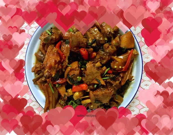 Stir-fried duck with perilla
