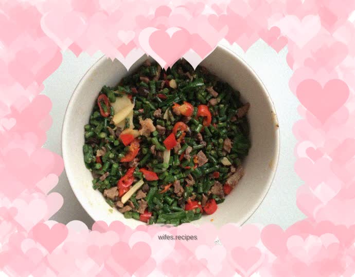 Stir-fried minced beef with minced cowpeas