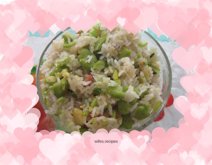Broad beans and bacon rice