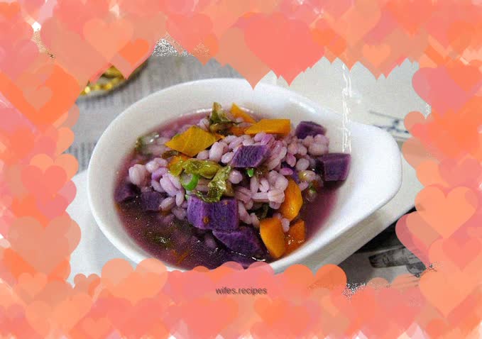 Barley rice and vegetable porridge