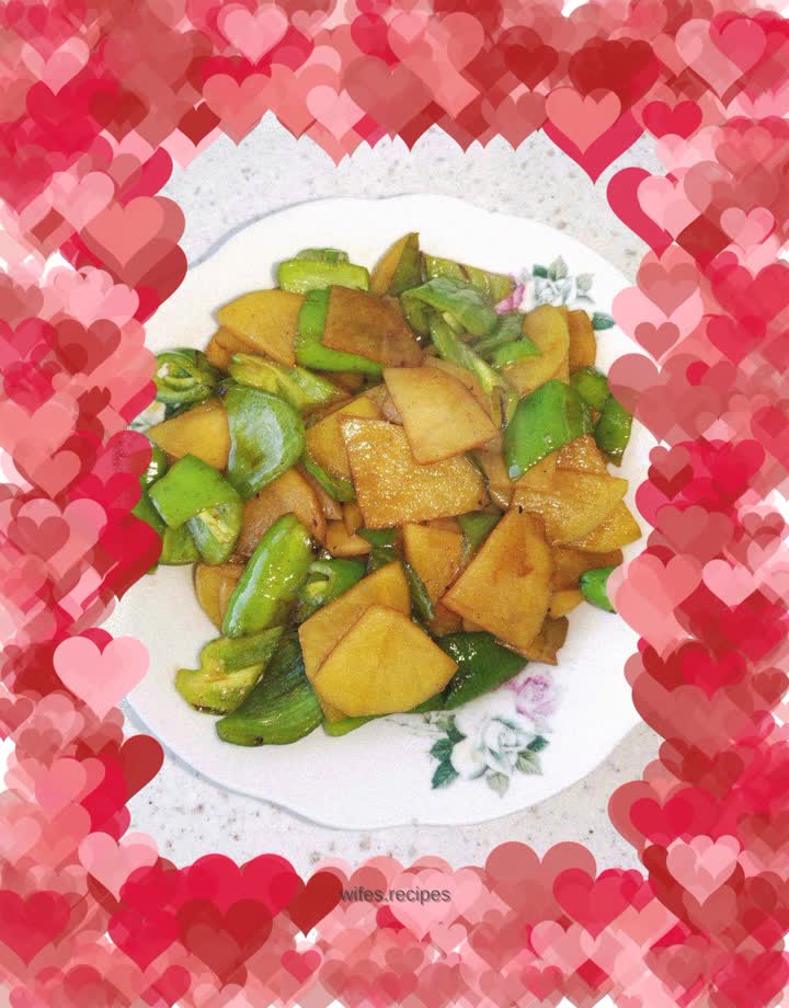 Green pepper and potato slices