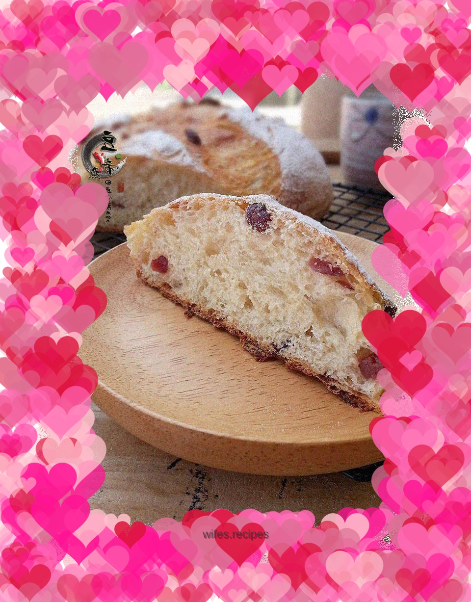 Crispy on the outside, soft on the inside and fragrant with cranberries