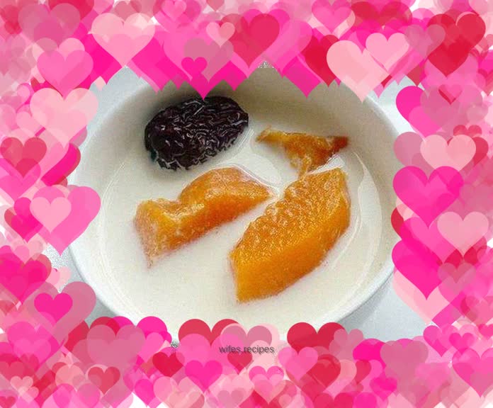 Papaya, red dates and milk stewed