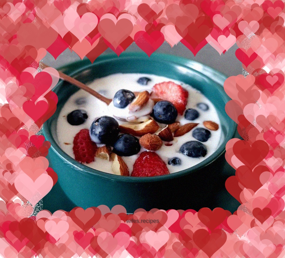 Blueberry Nut Yogurt Bowl