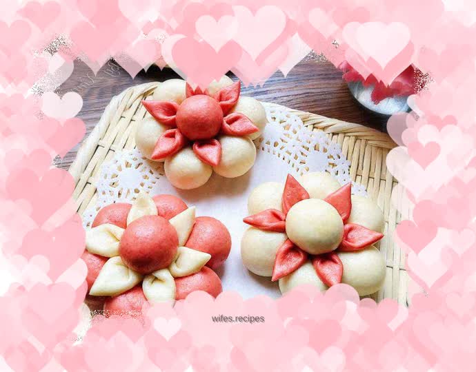 Flower steamed buns