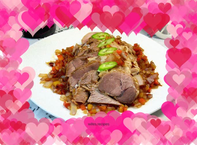 Braised Hoof Pork in Red Wine