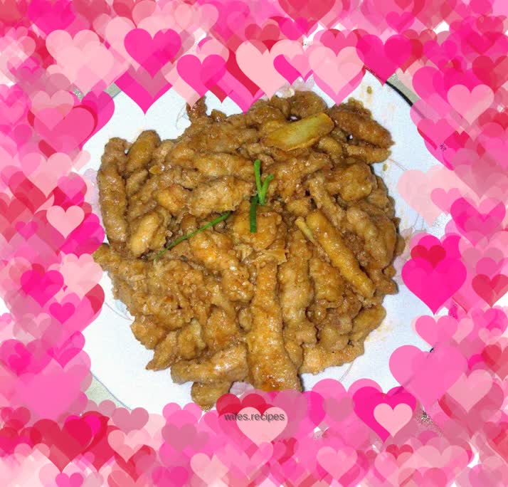 Tenderloin strips with tomato sauce