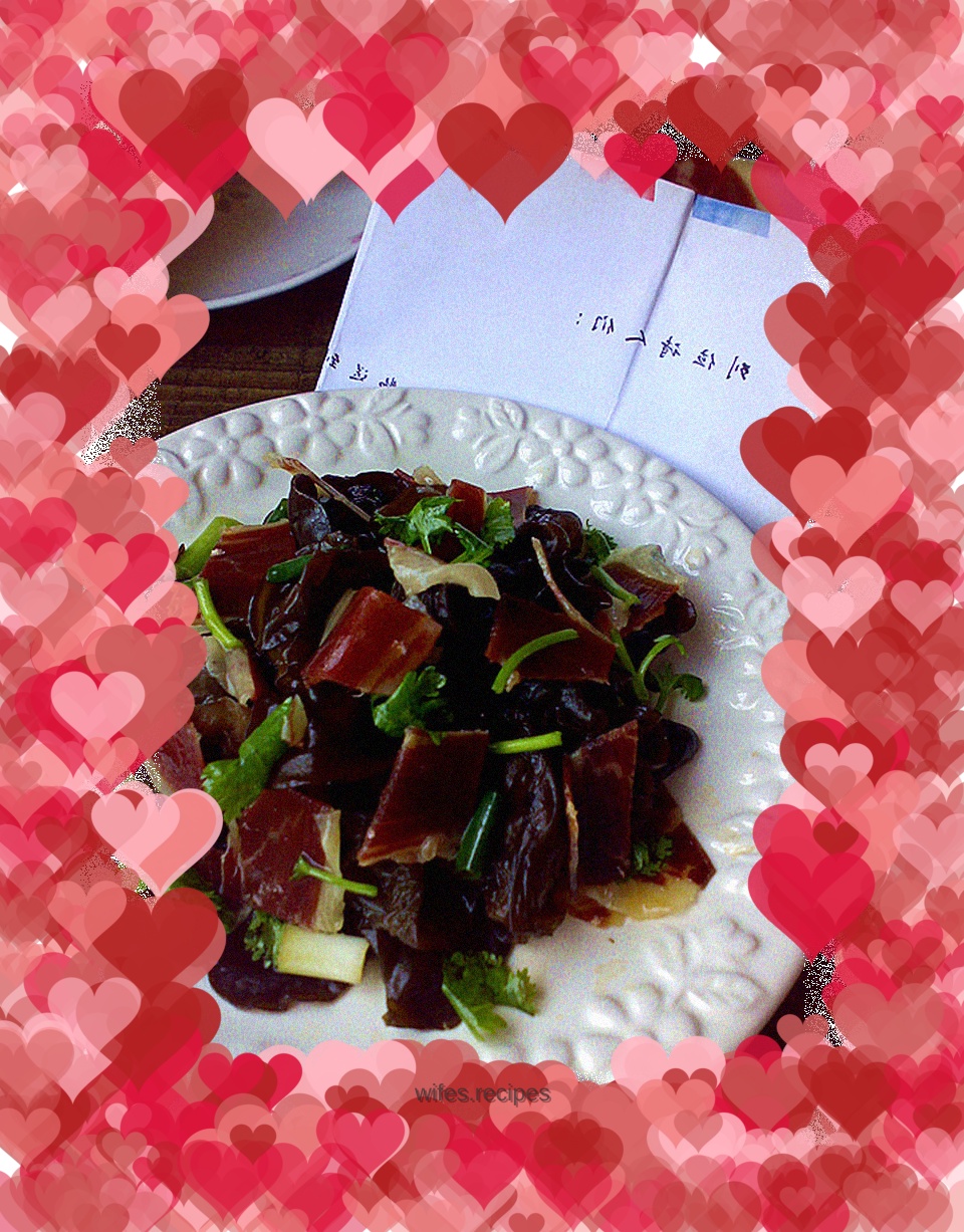 Ham mixed with fungus