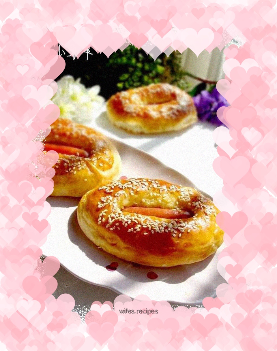 Sesame Sausage Breakfast Bread