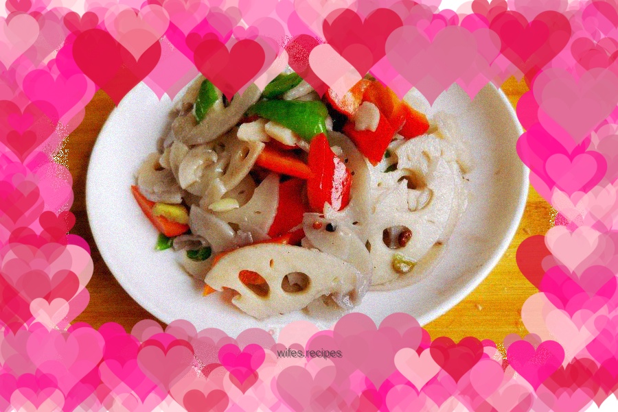 Stir-fried lotus root slices - nourishing yin and moisturizing the lungs in autumn