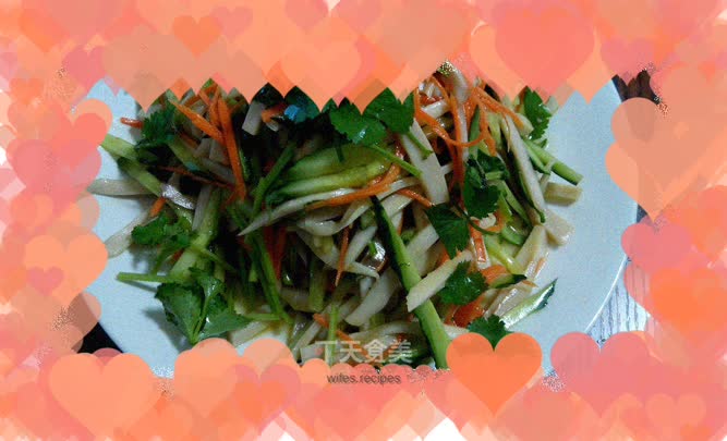 King oyster mushrooms mixed with cucumber