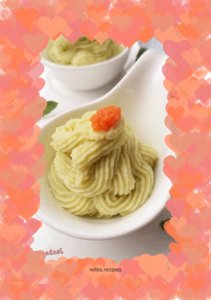 Avocado mixed with potato puree