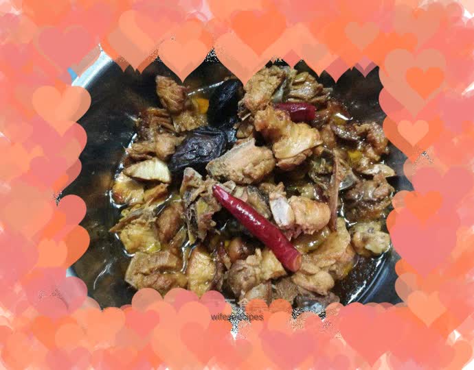 Chicken stewed with mushrooms