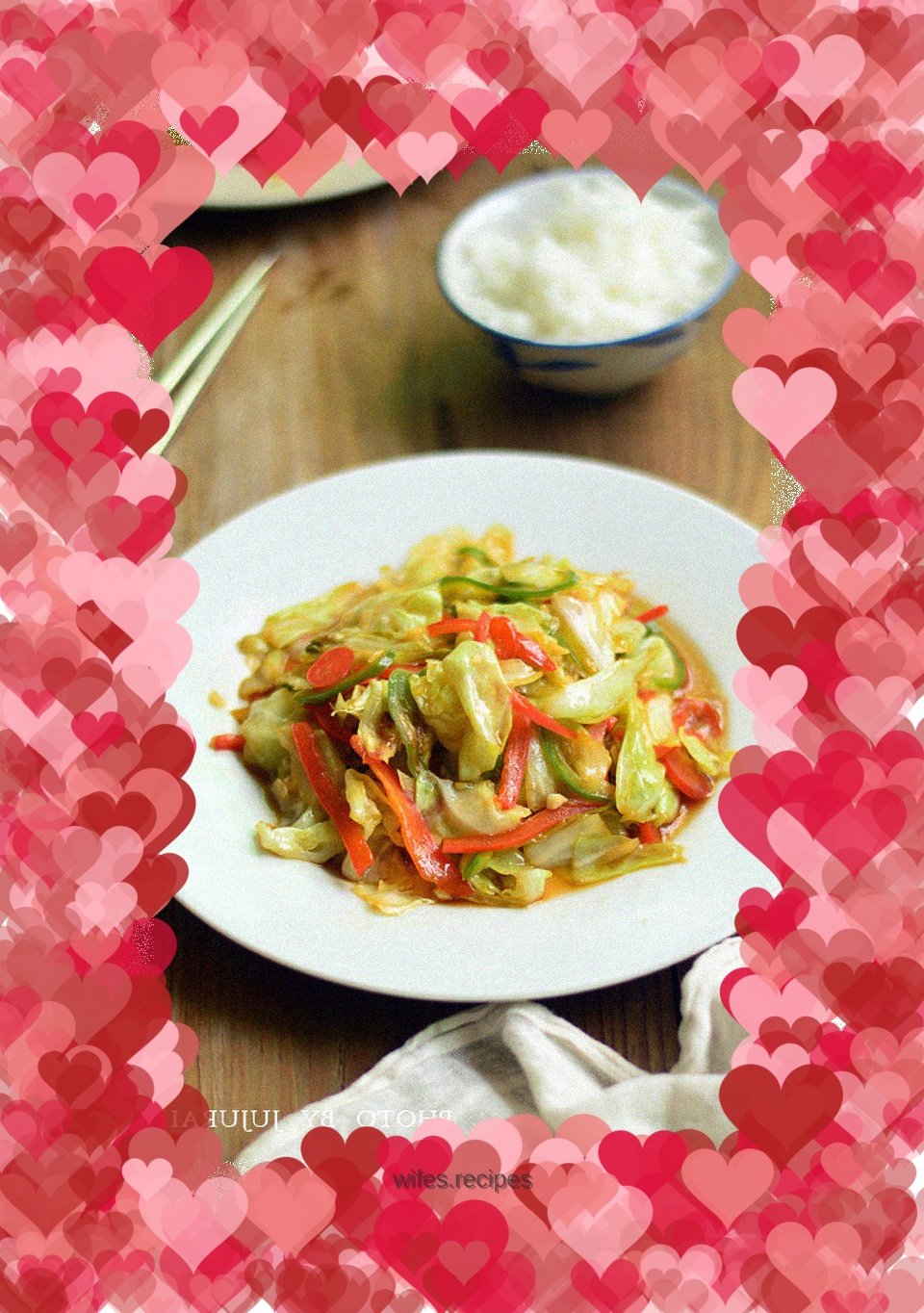 Hand-shredded cabbage with double peppers