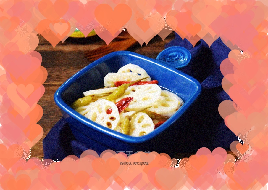 Pickled pepper and lotus root slices