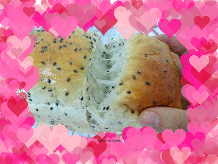 Black sesame and cranberry toast