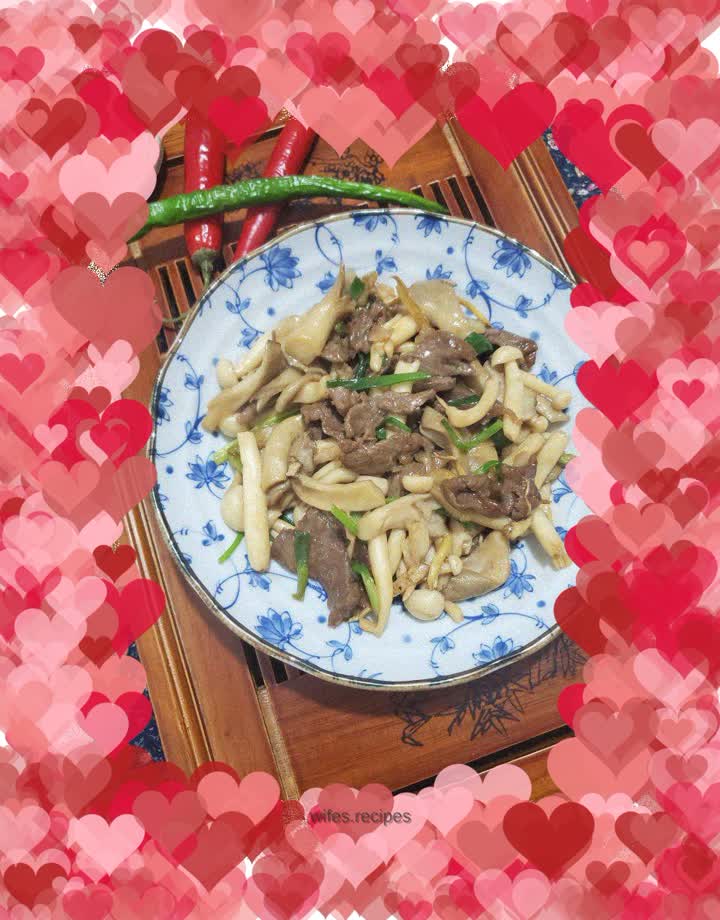 Stir-fried white mushrooms with beef