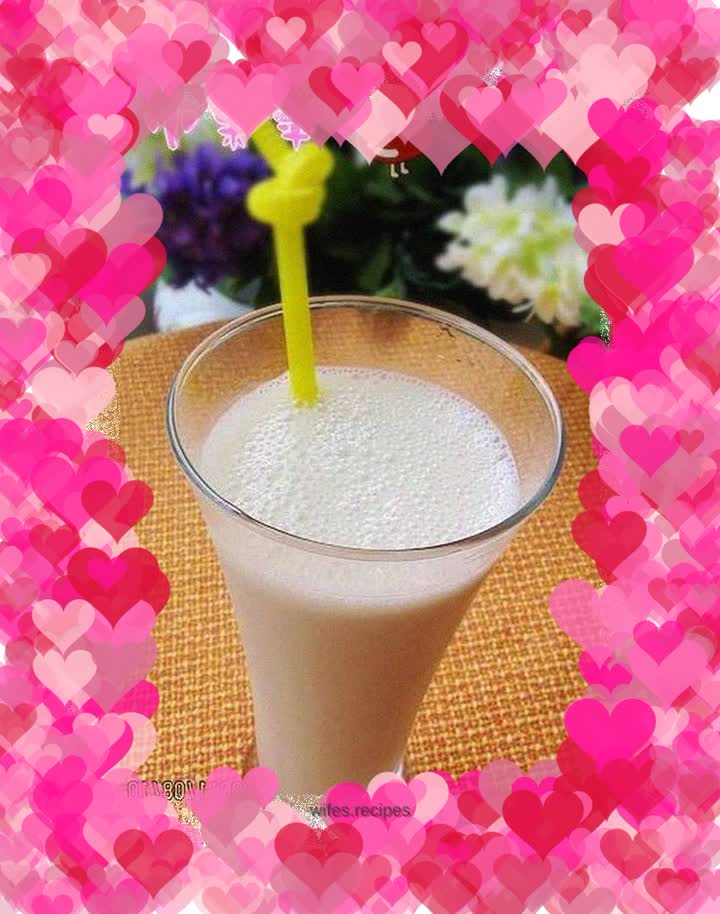 Banana milkshake