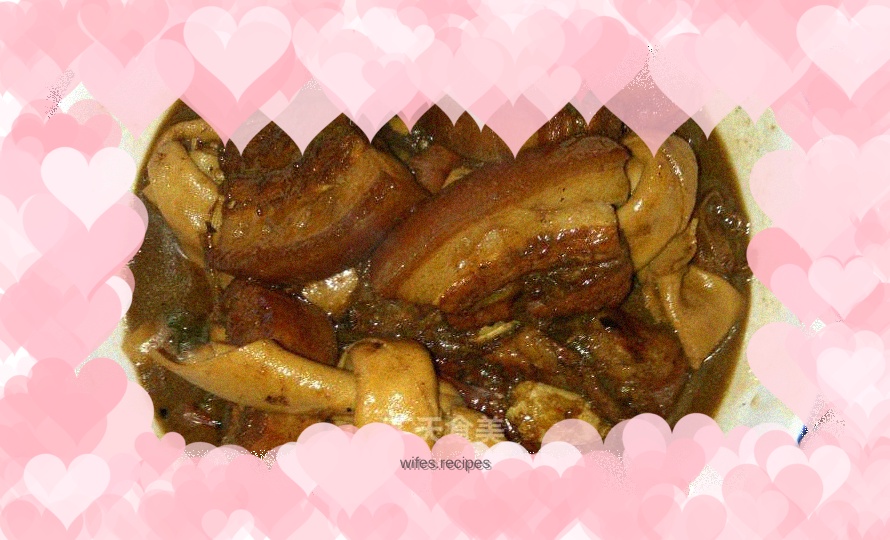 Spicy and sour braised pork stewed louver rolls