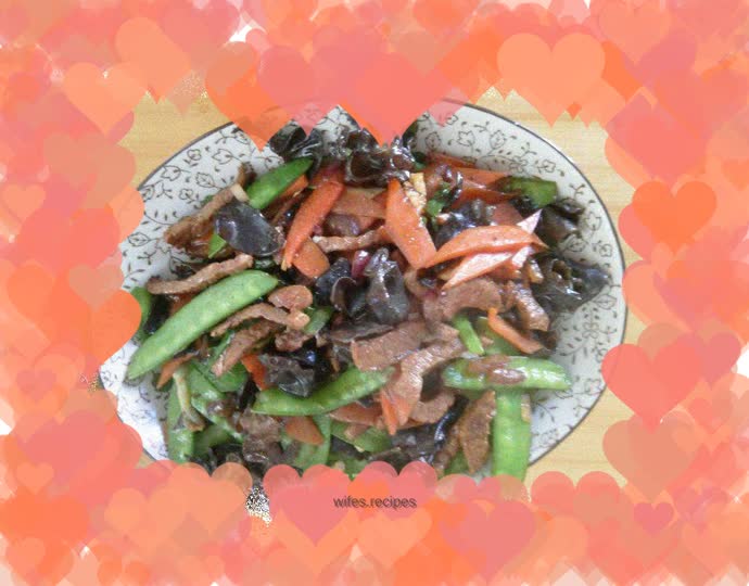 Beef tenderloin and fried snow peas