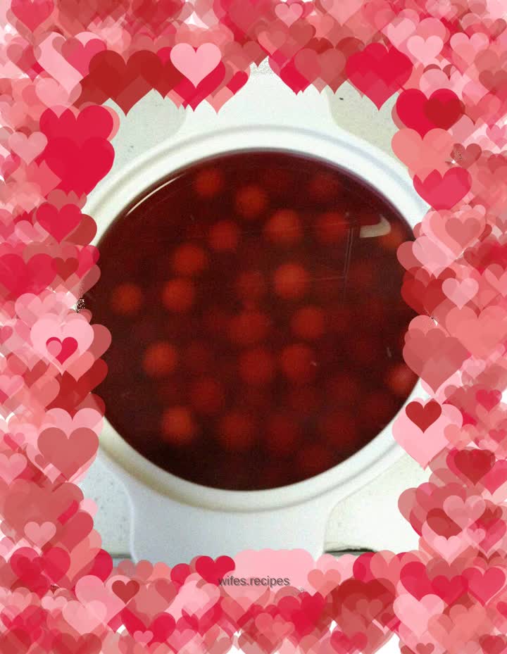 Summer cold drink-bayberry soup