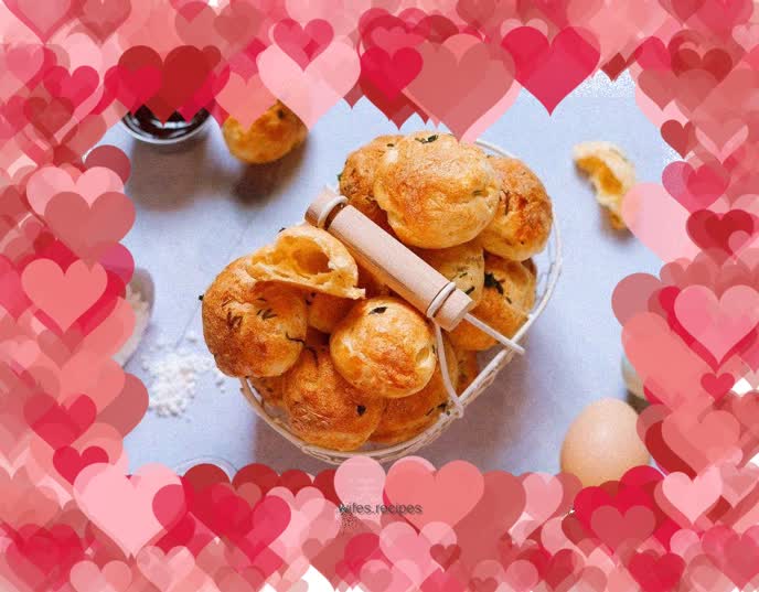 French Salted Cheese Puffs