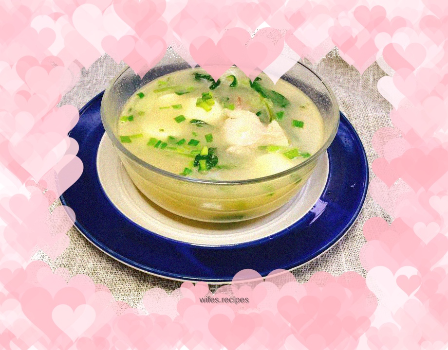 Chicken Legs, Tofu and Green Vegetable Soup