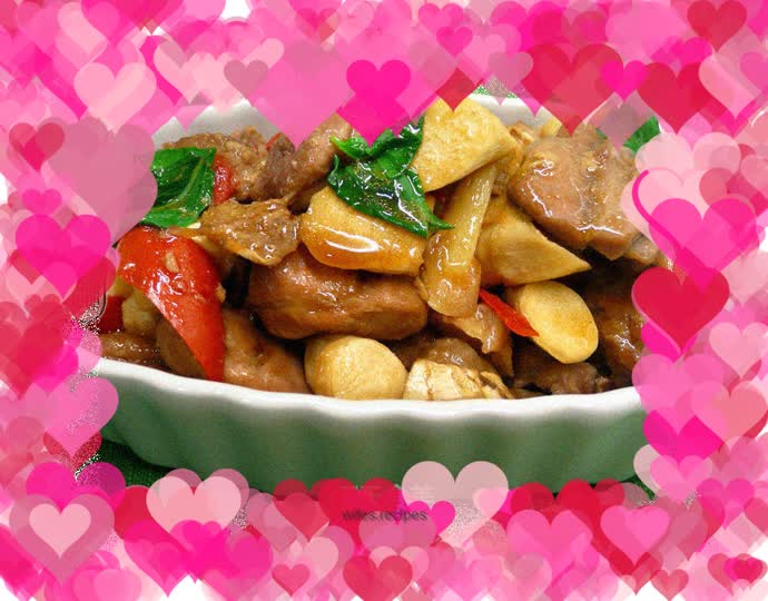 Three cups of chicken and braised wild bamboo shoots