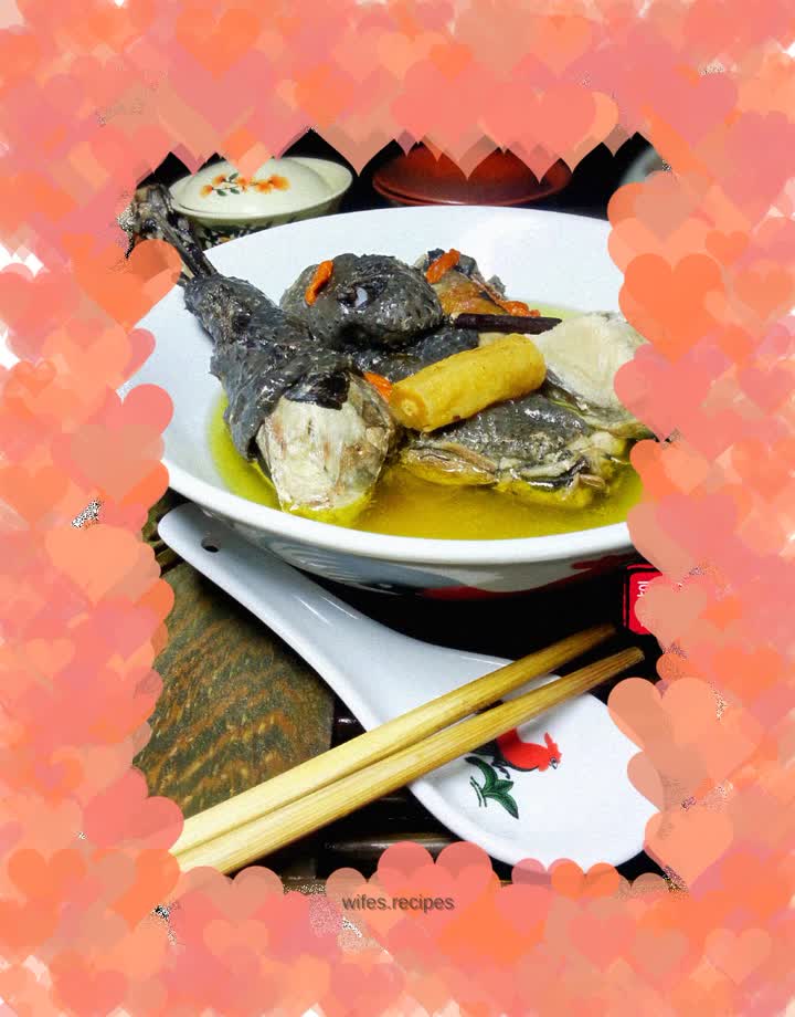 Nourishing black chicken soup