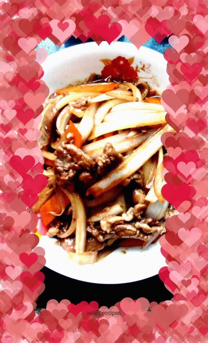 Fried mutton with onions