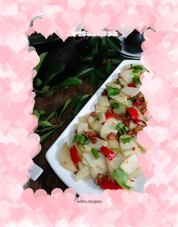 Stir-fried pork slices with sweet potatoes