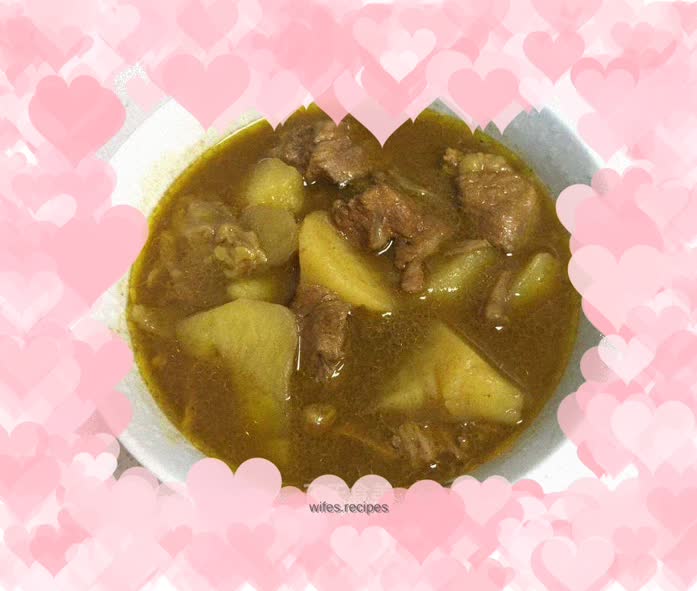 Beef brisket stewed with curry potatoes